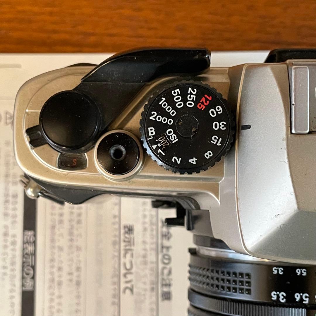 nikon FM10 マニュアル一眼レフ　フィルムカメラ　オマケ付きセット