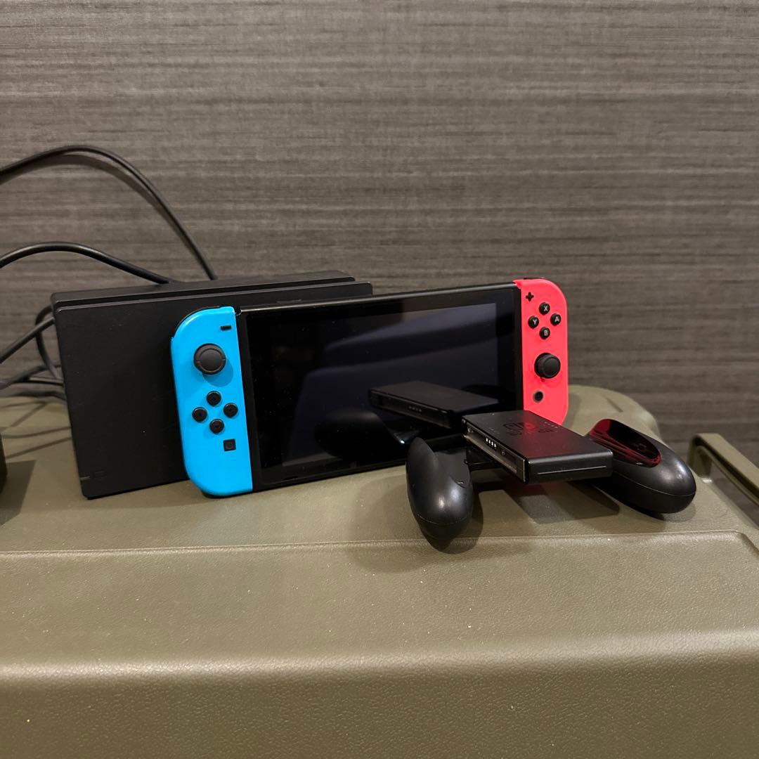 Nintendo Switch 青/赤 2017年モデル HAC-001