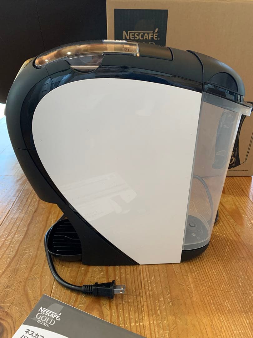 ネスカフェ　ゴールドブレンド　バリスタ Slim コーヒーメーカー