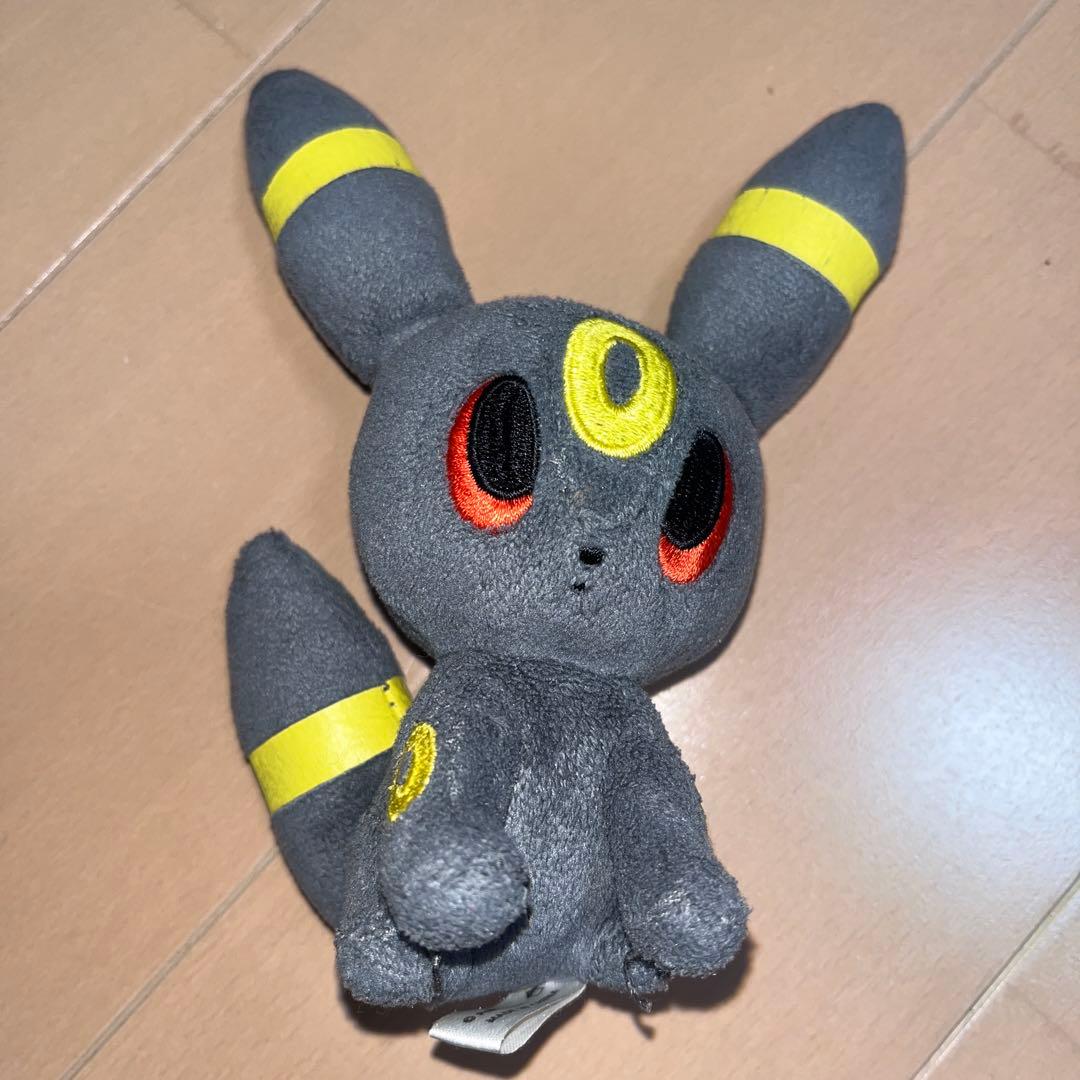 ポケモン　ブラッキー　ぬいぐるみ