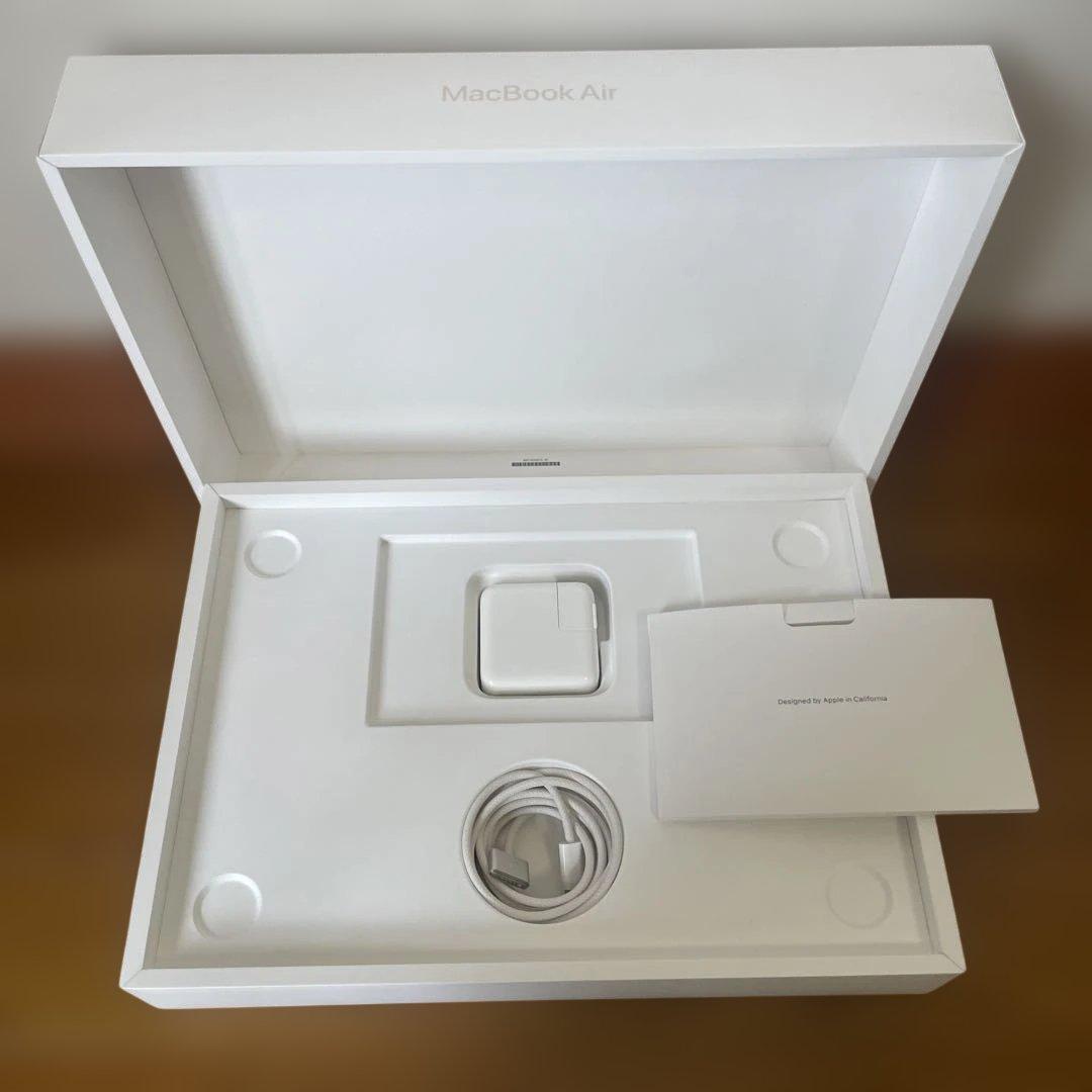 Apple MacBook Air 13インチ M2チップ スターライト