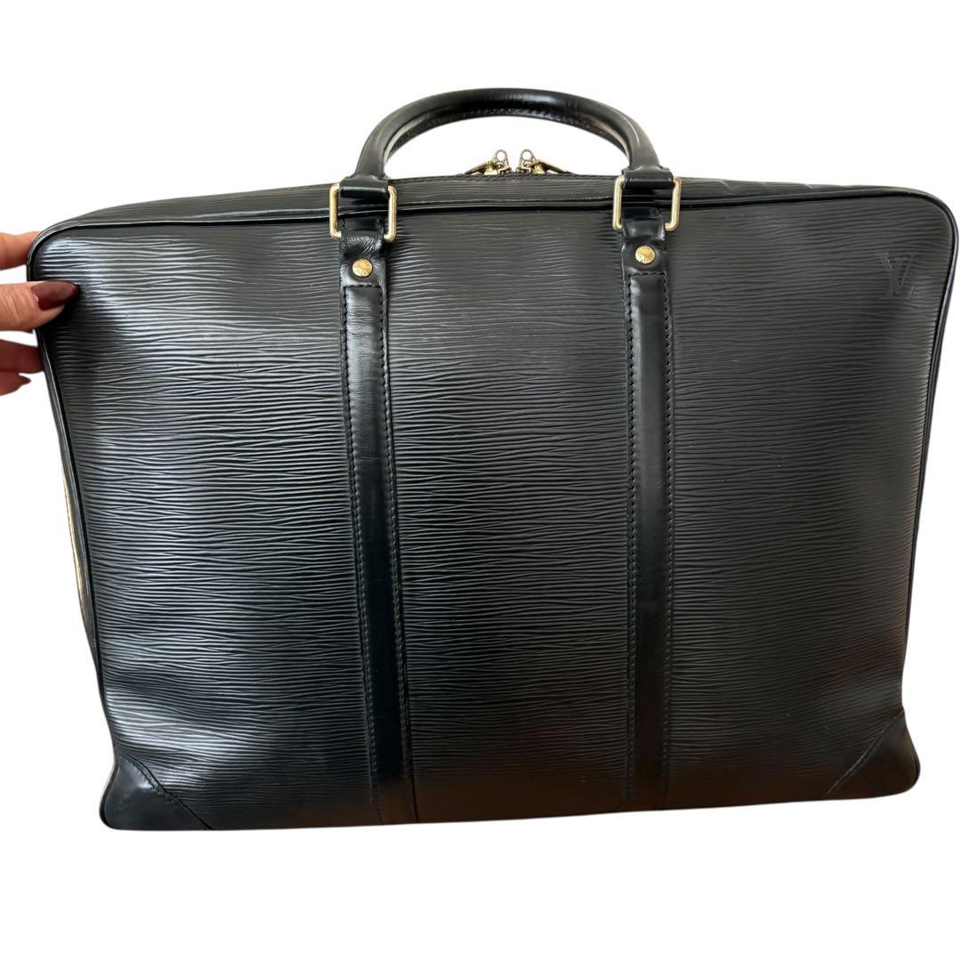 ルイヴィトン エピ ポルトドキュマン 黒 バッグ　ビジネスバッグ　A4収納可能