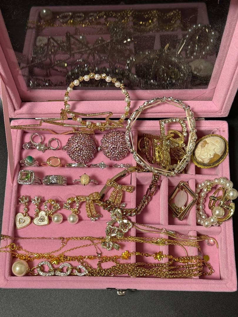 C*.様 遺品整理 アクセサリーまとめ　ネックレス　リング　等　USED品