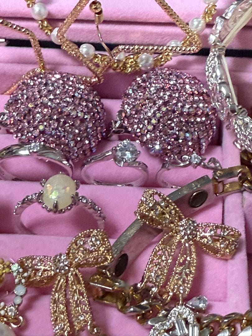 C*.様 遺品整理 アクセサリーまとめ　ネックレス　リング　等　USED品