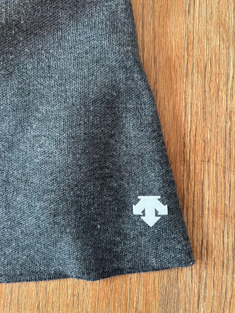 DESCENTEゴルフ　シャギーニットニットスカートセット売りMサイズ