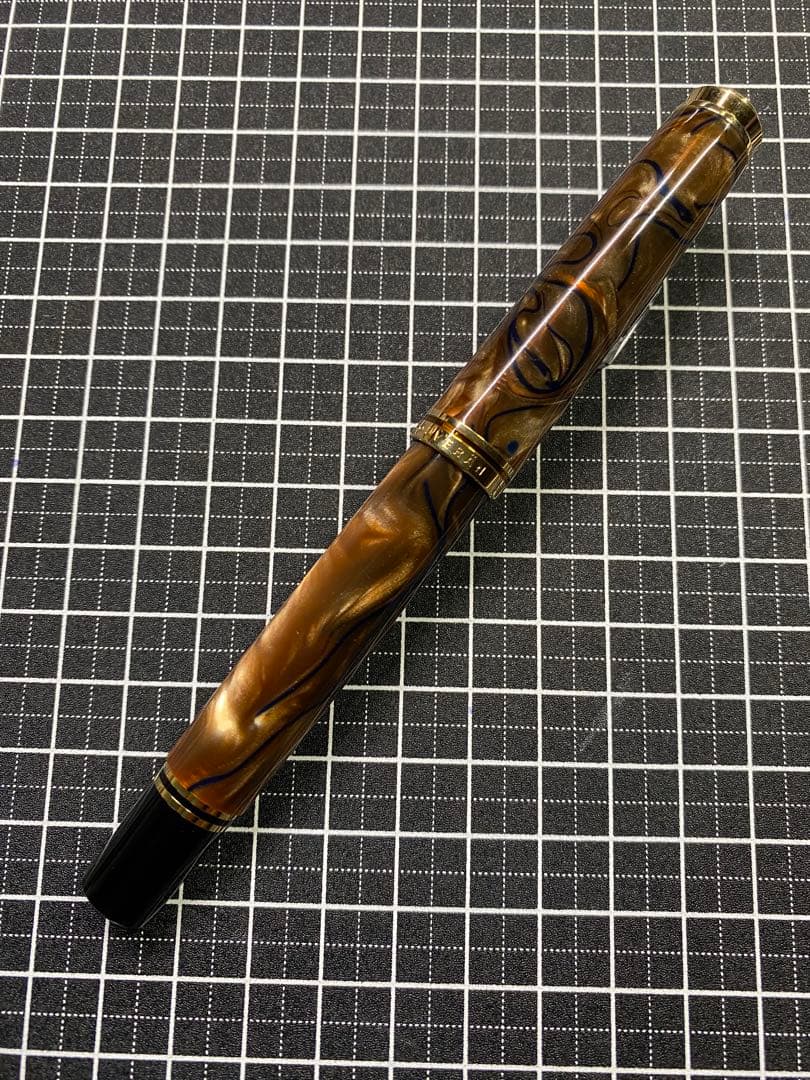 Pelikan Souveran M800 GRAND-PLACE 万年筆