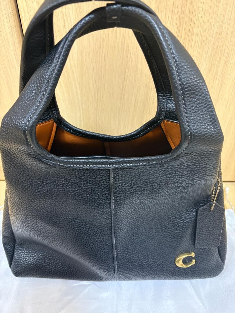COACH ブラックレザー ハンドバッグ ZB0072
