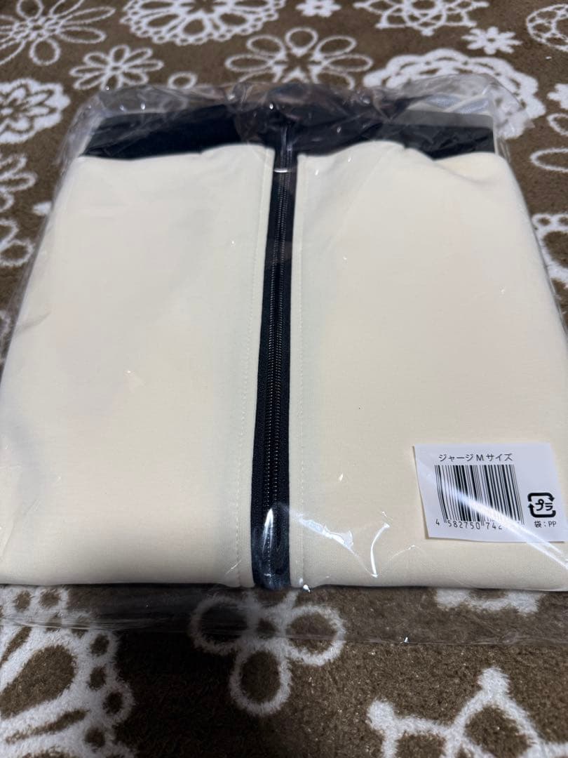 中島健人　FIFTEEN LOVE NKzip white Unity サイズ