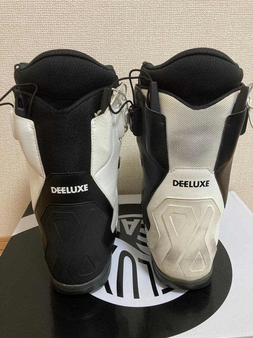 DEELUXE TEAM ID LTD．YIN YANG