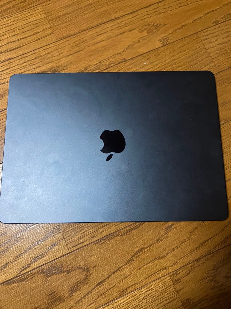 Apple MacBook Air ミッドナイト本体