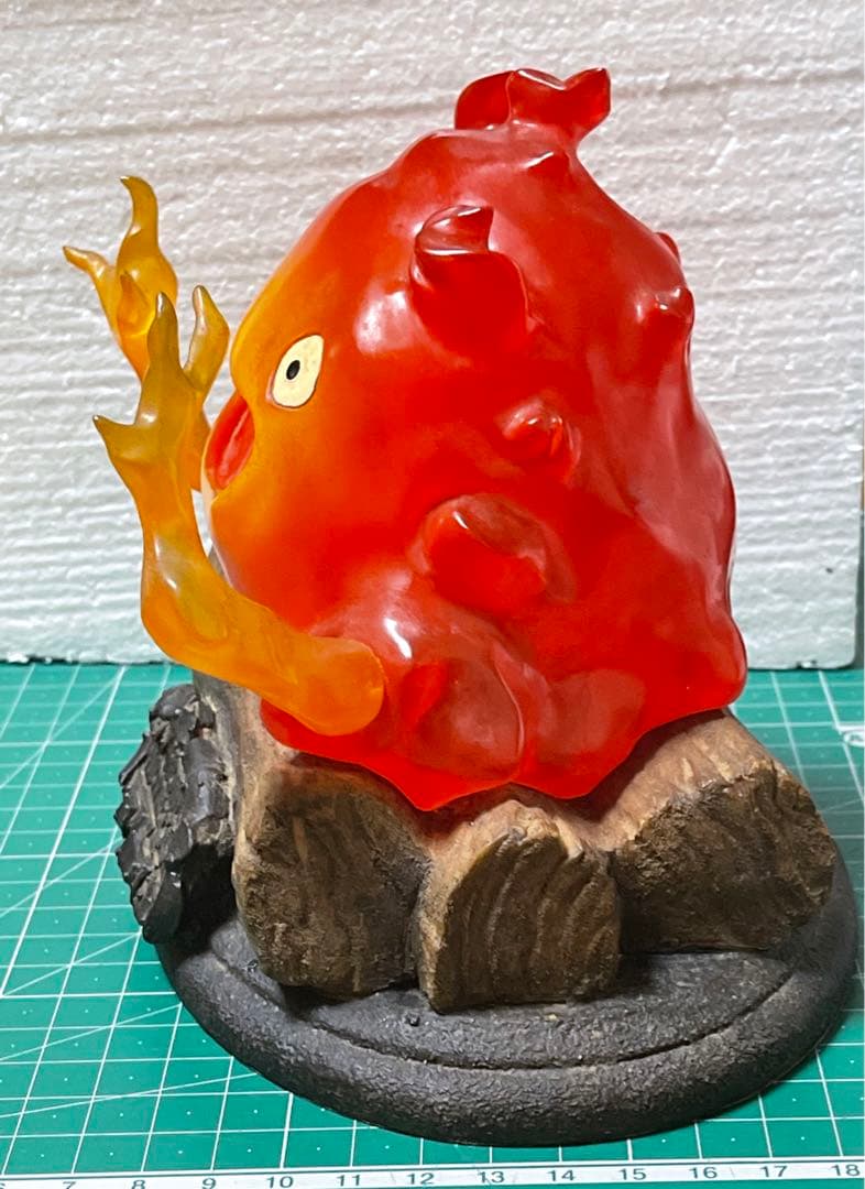 ハウルの動く城　カルシファーライトスタンド　メラメラ　ベネリック　送料無料