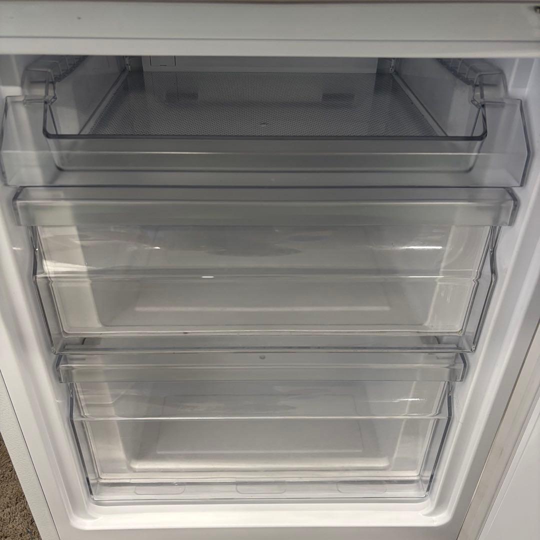 940⭕️冷蔵庫　Haier　一人暮らし　単身　大きめ　綺麗　右開き　設置無料