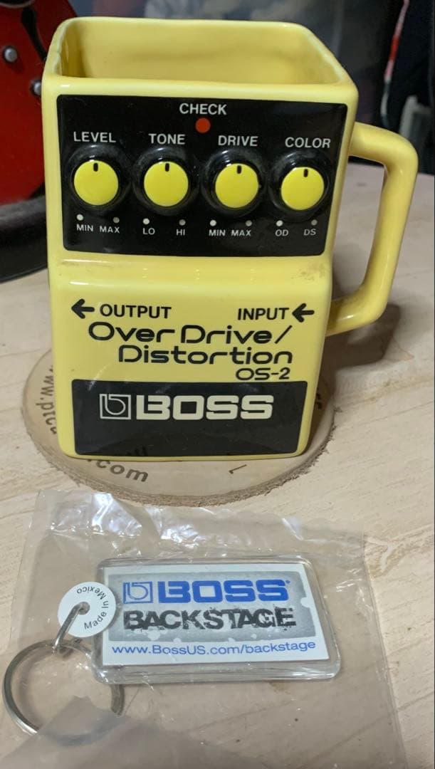 Boss OS-2 マグカップとキーホルダー