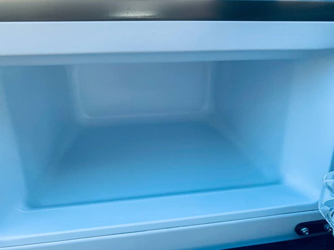 ♦A-Stage ノンフロン冷凍冷蔵庫【2019年製】ARM-90L02BK