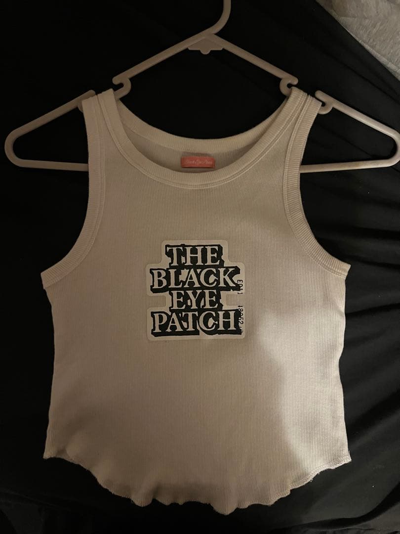 Black Eye Patch タンクトップ