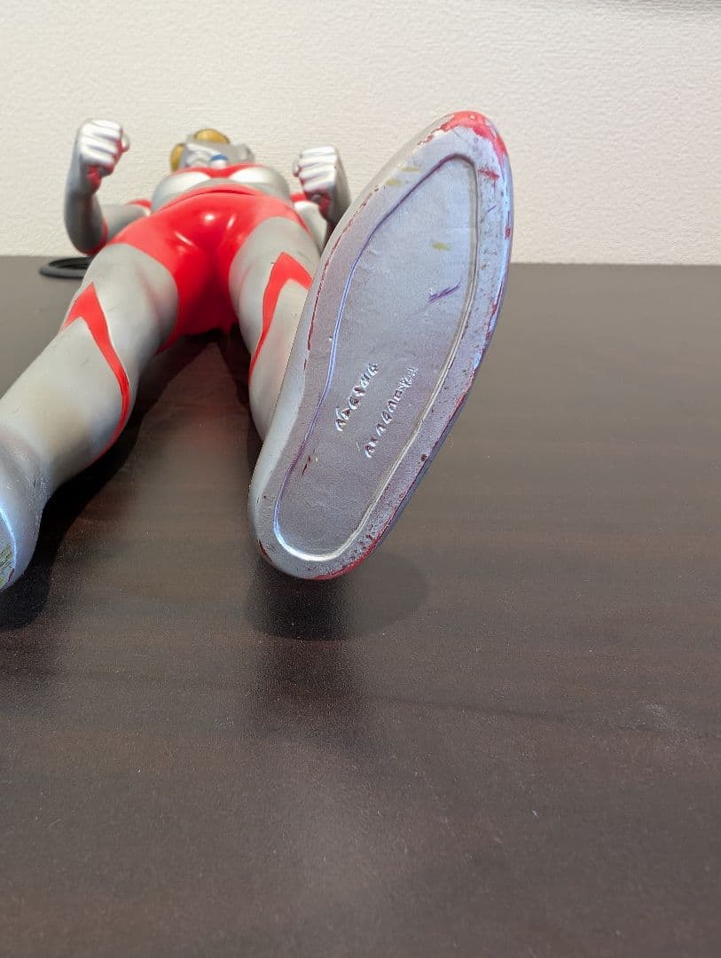 平成生まれの高さ46cmの初代ウルトラマン フィギュア