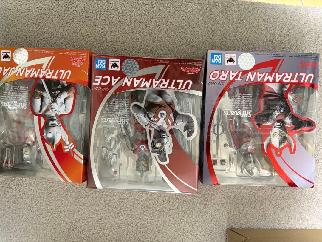 フィギュアーツ 真骨頂ウルトラマンセット。