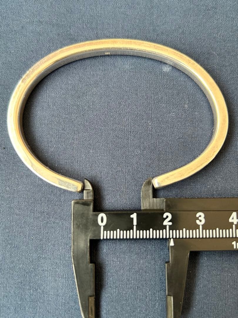 IBUQUI イブキ シルバー バングル