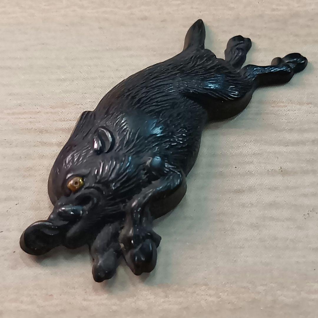 煙草入れ／前金具／猪