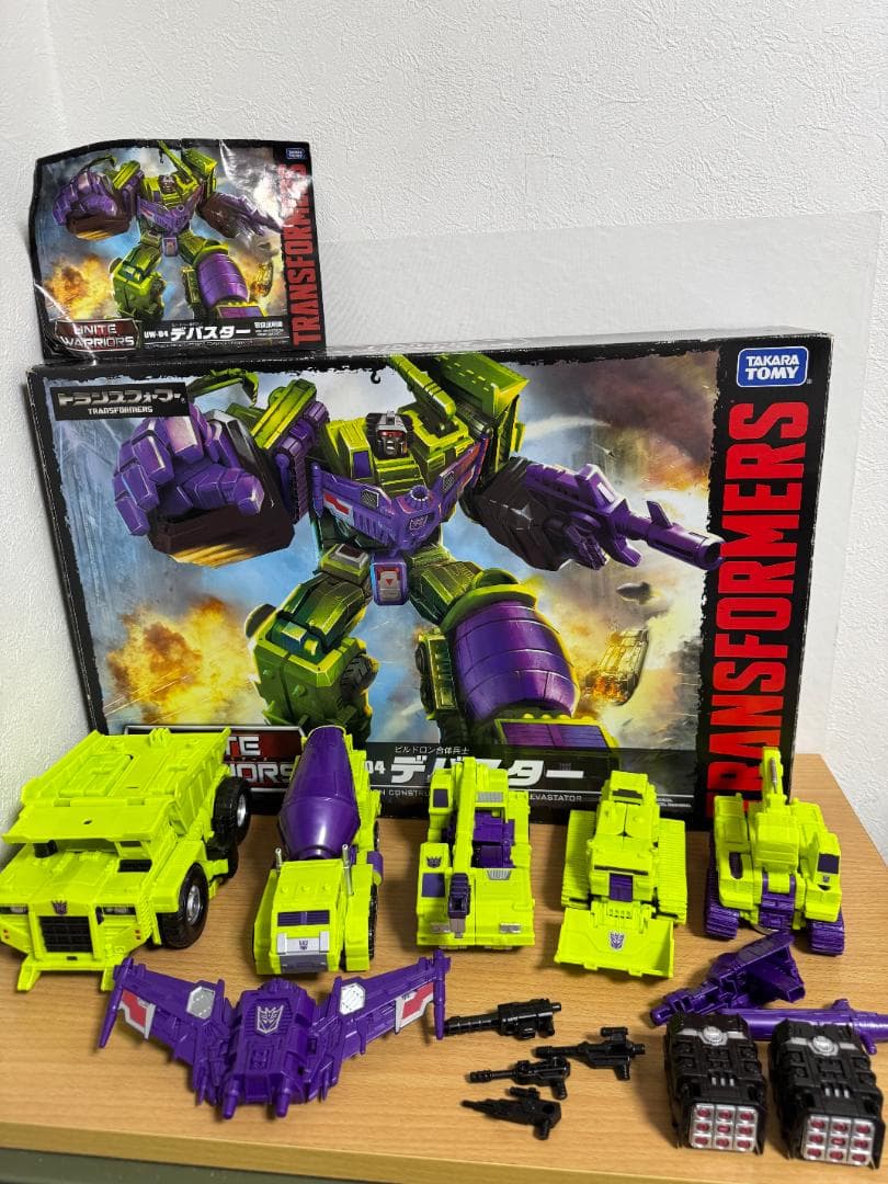 タカラトミー　トランスフォーマー　ユナイトウォリアーズ　デバスター　UW-04