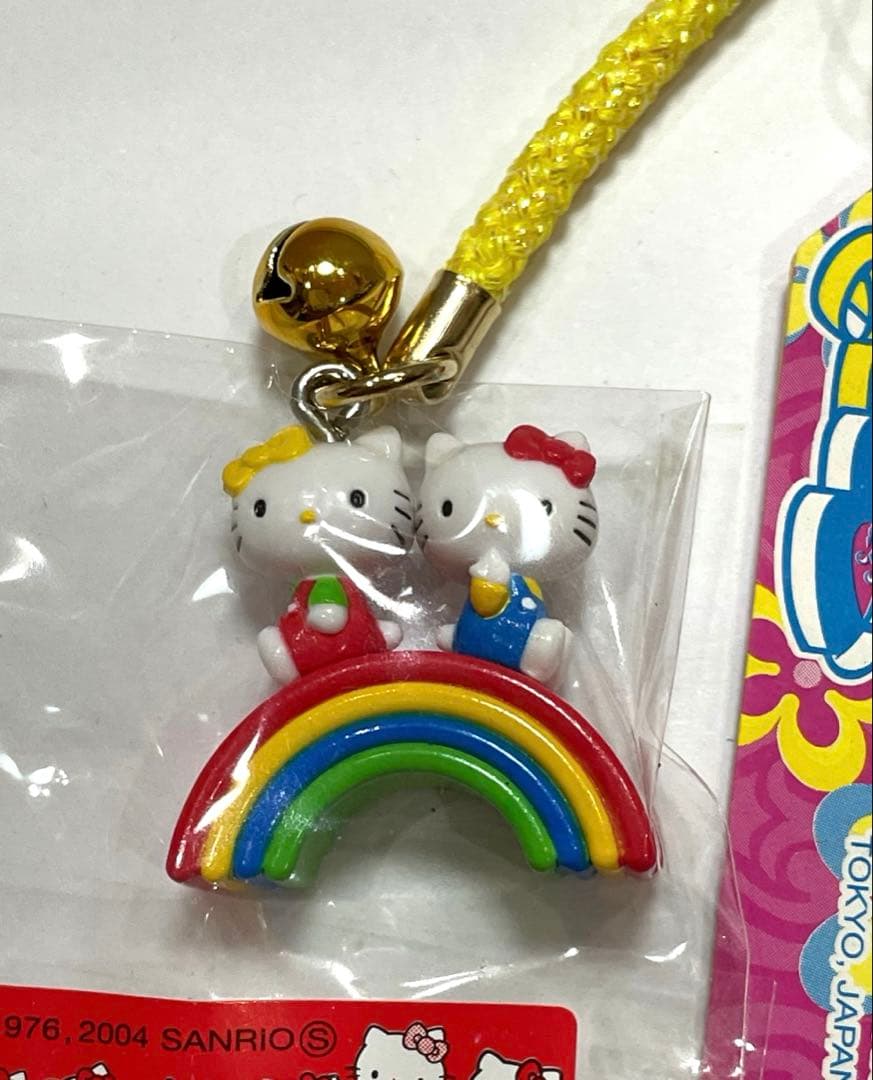 d*7様 ハローキティ 根付 ストラップ　キティーミミイ　虹