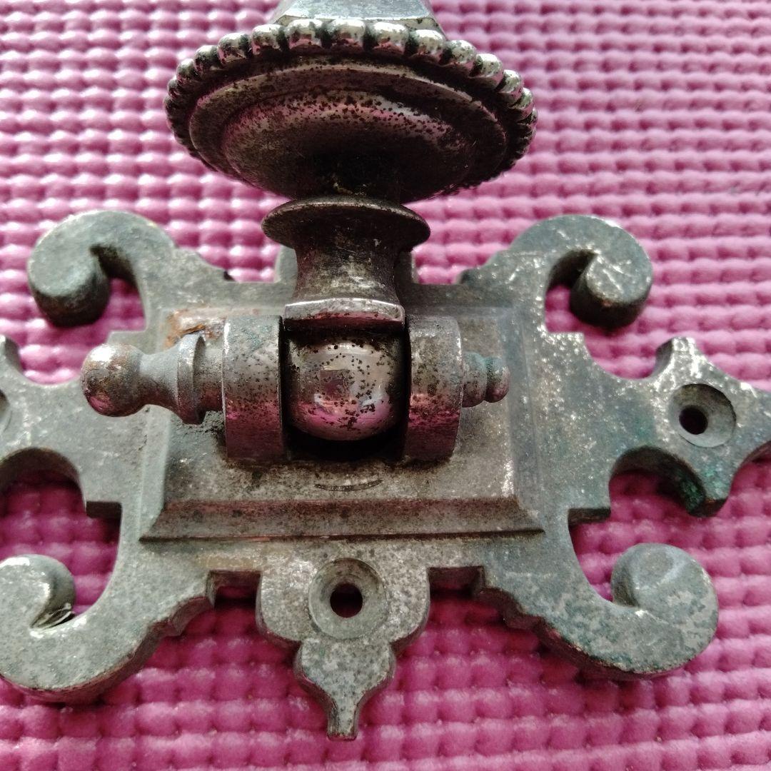 アンティーク金属製キャンドルホルダー2個セット