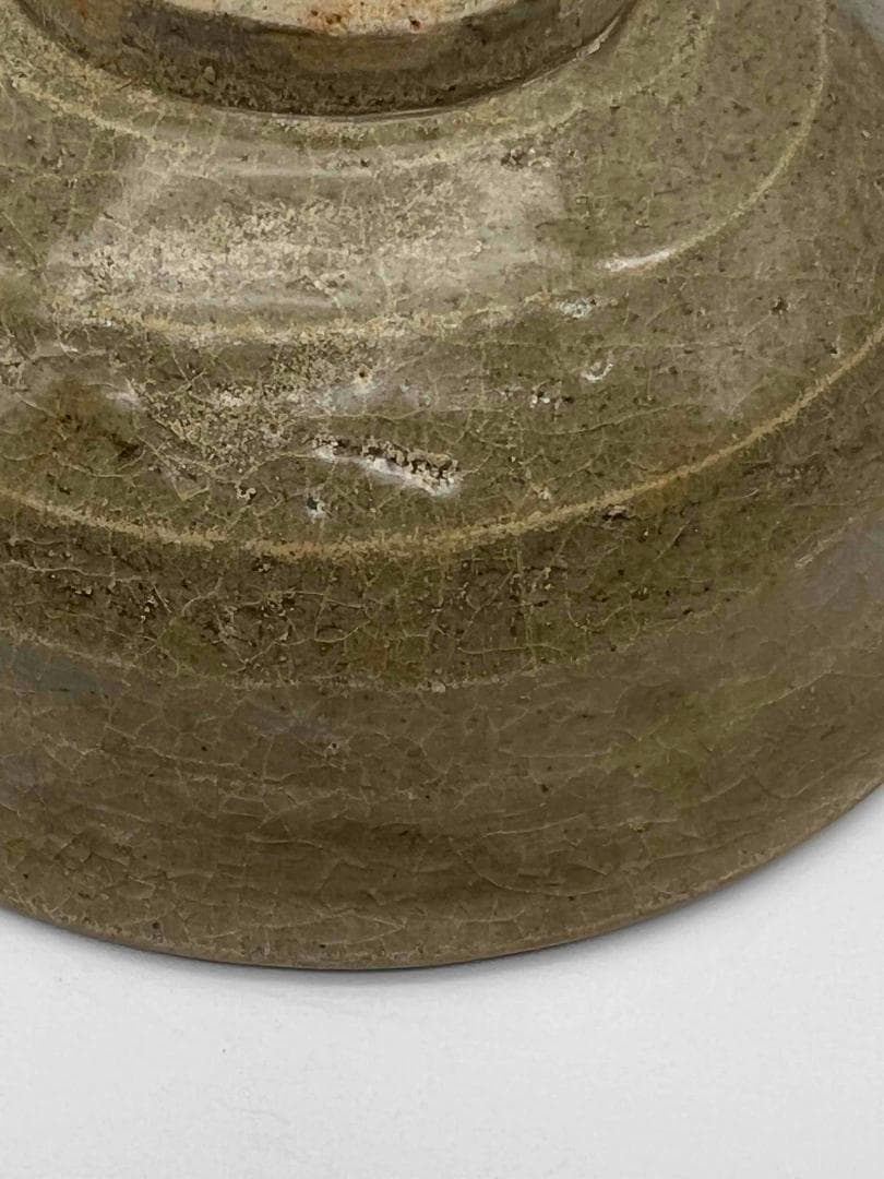 宋時代　青磁　越窯刻花卉文碗　唐物　古賞物　時代物　旧家蔵出し(A-65)