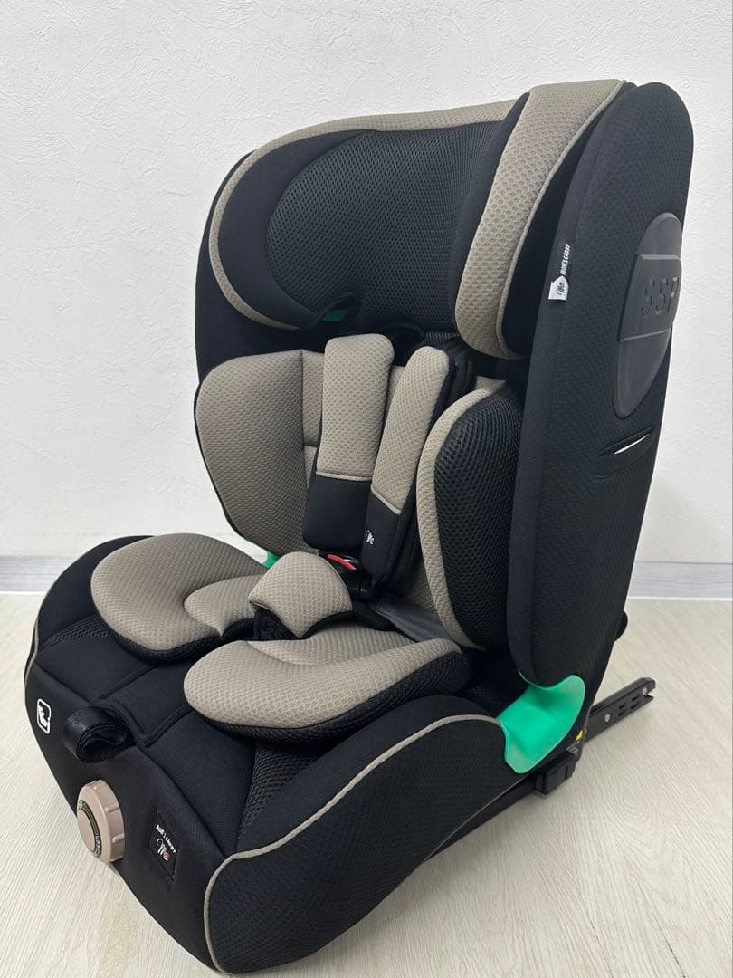 ハーネスジュニアISOFIX リクライニングR129 1-12歳