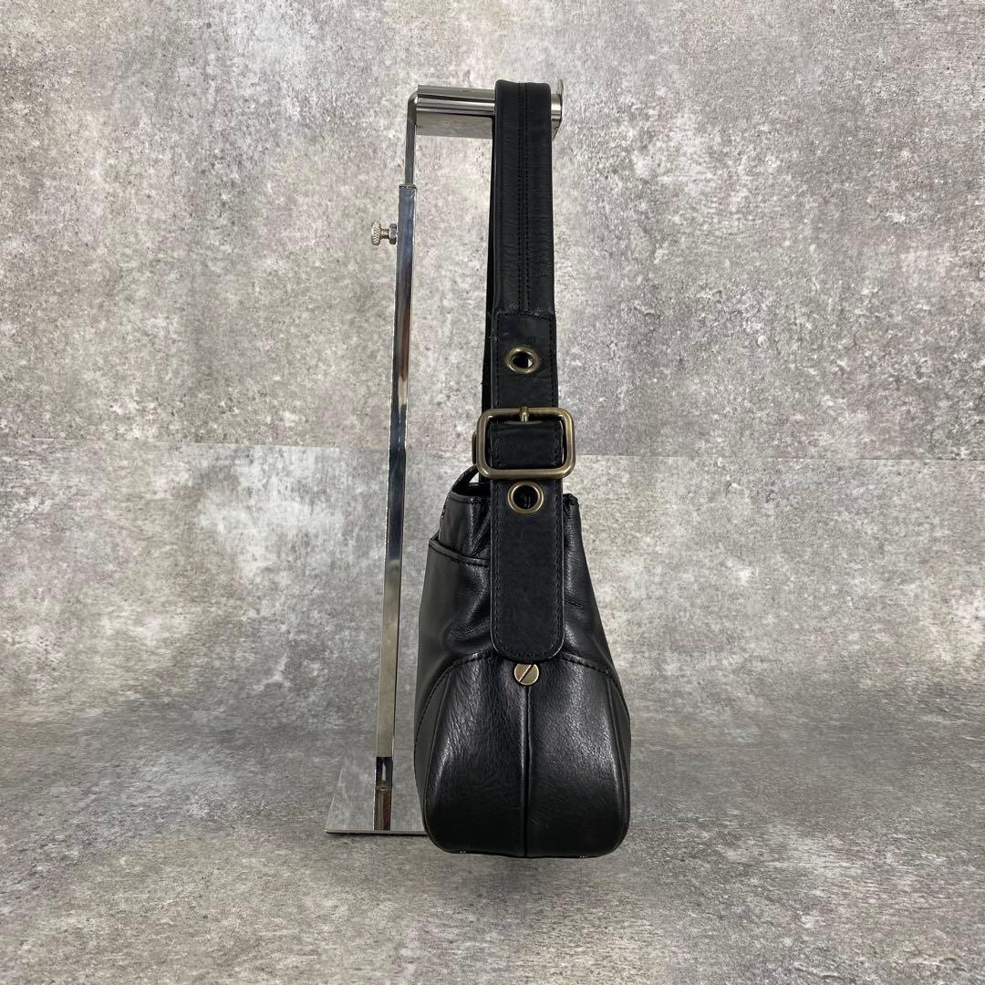 バッグ y2k Chloe leather one-shoulder bag black