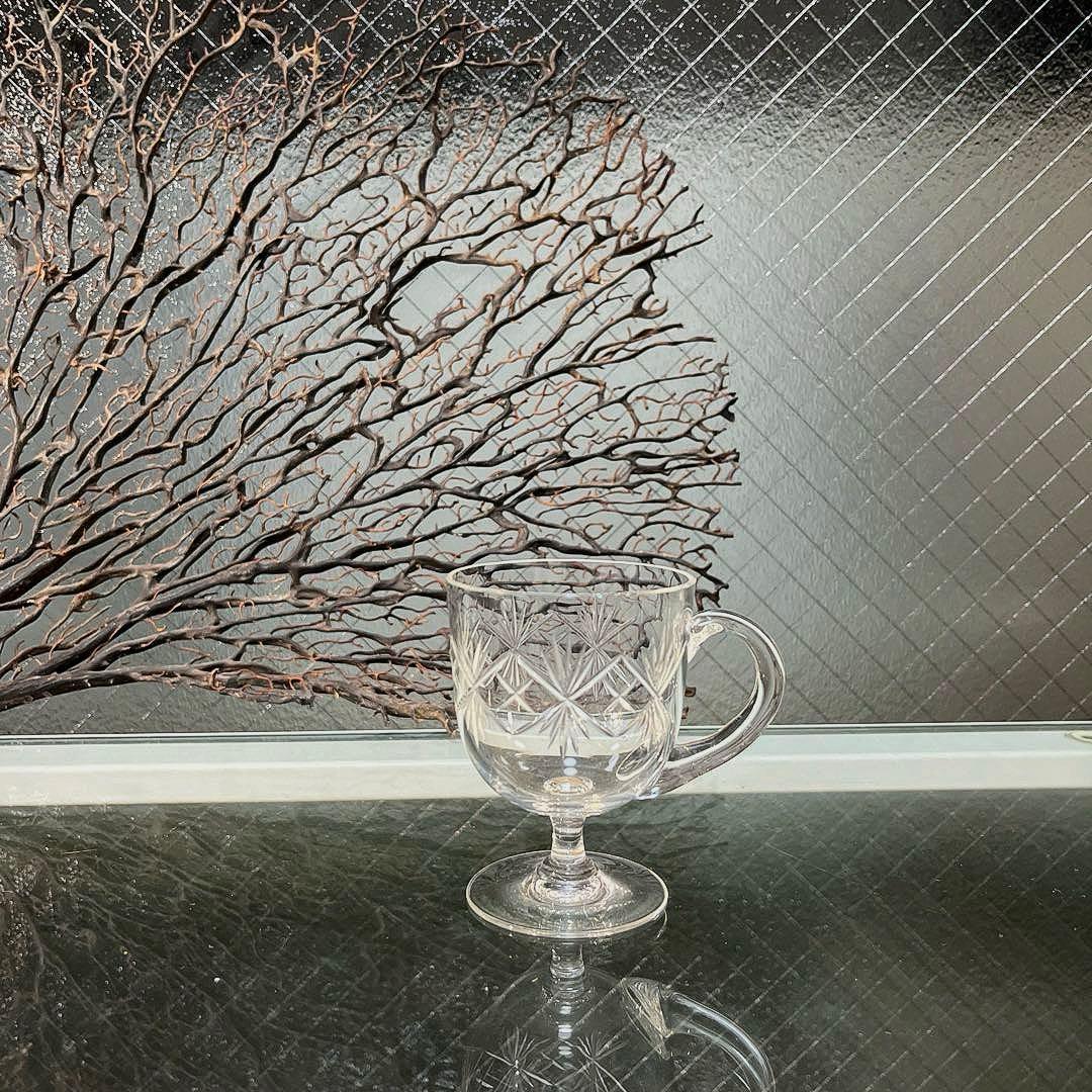 骨董　時代ガラス　ギヤマン　切子　耳付ききグラス　リキュールグラス　１客　ウラン