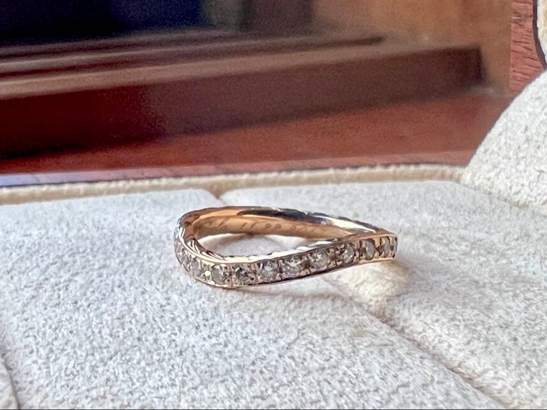 MAILE K18PG ウェーブハーフエタニティリング