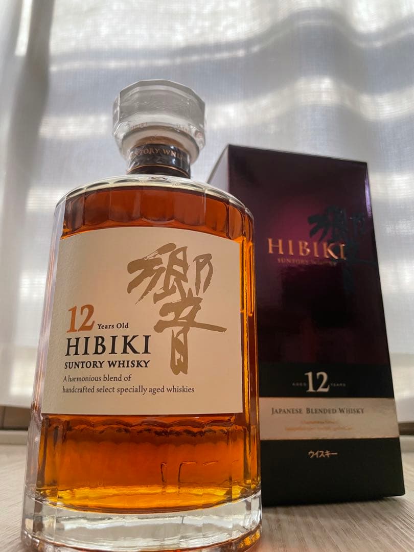 HIBIKI 12年 サントリーウイスキー 700ml