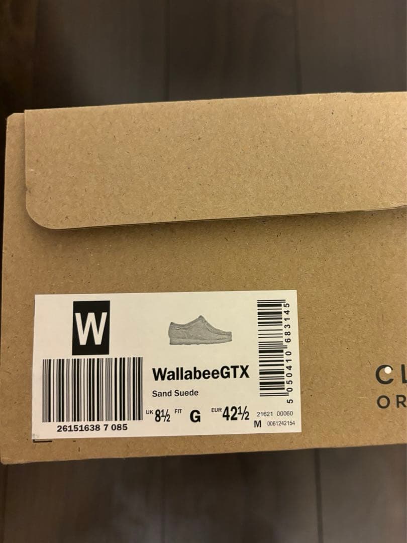 弱志 ☆ Clarks / WallabeeGTX Sand Suede