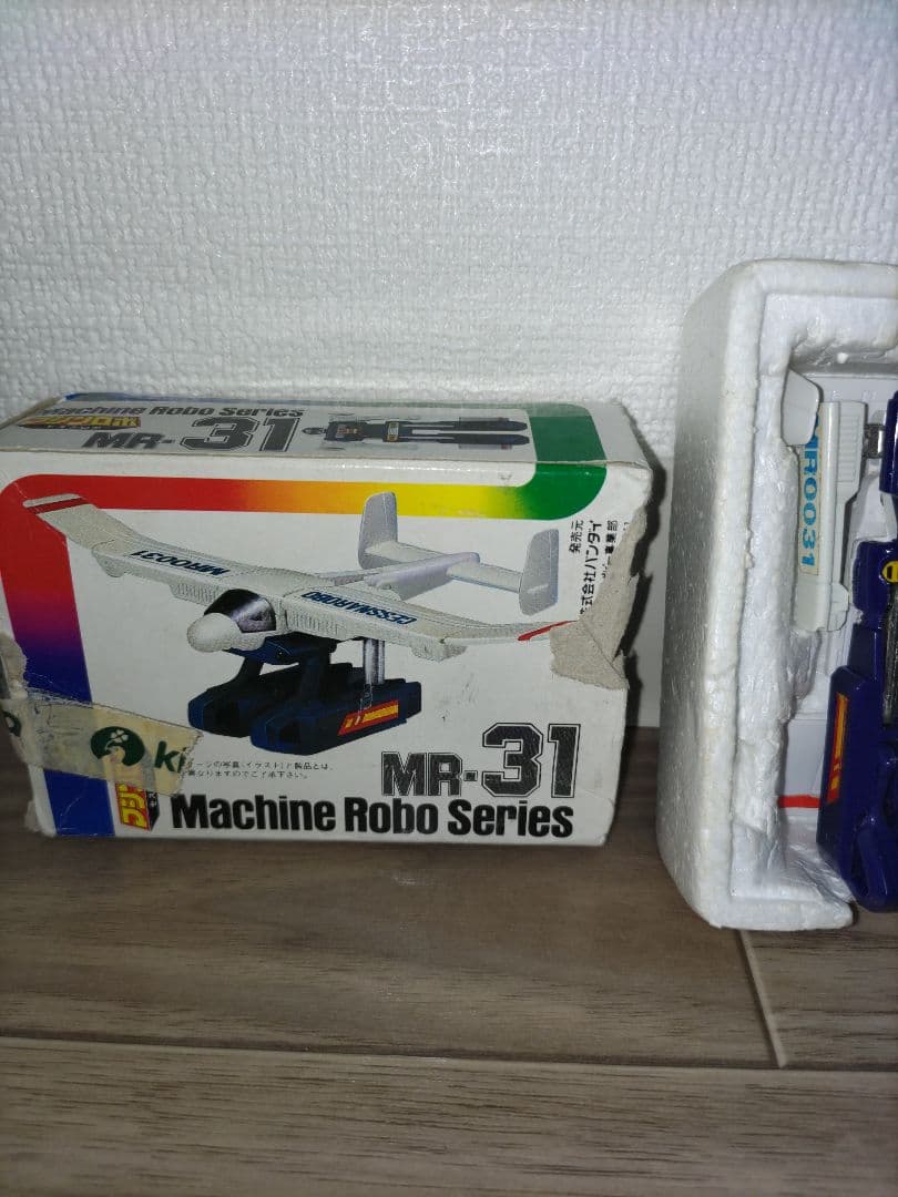 最終価格 箱付絶版品 超合金 マシンロボ MR-31 セスナロボ 前期版