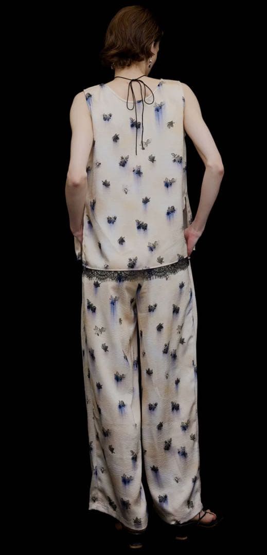 【kyon.01 】AMERI CLARA SATIN TANK TOP