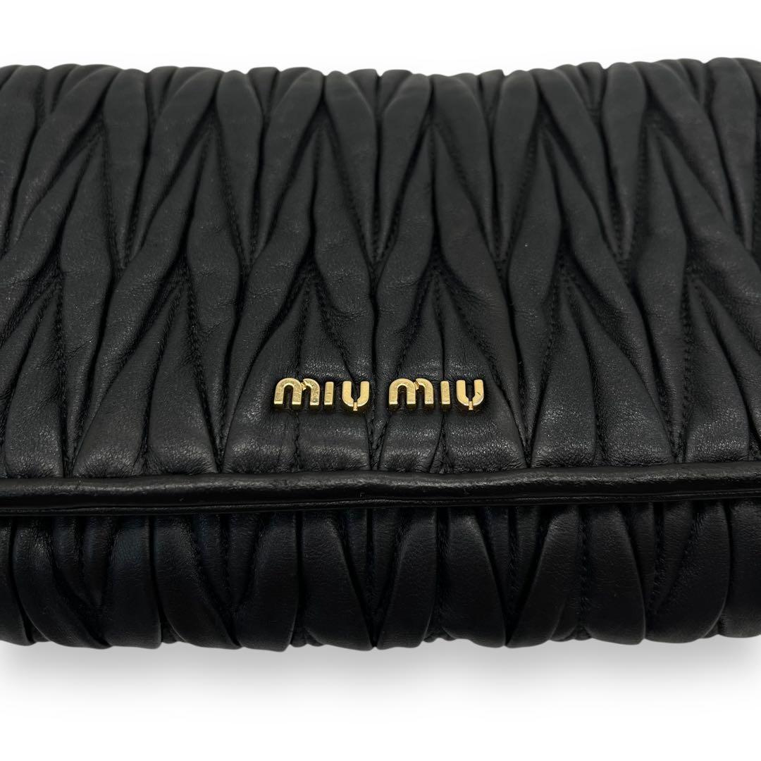 極美品■ミュウミュウ キルティング ギャザー ショルダーバッグ ポーチ 黒