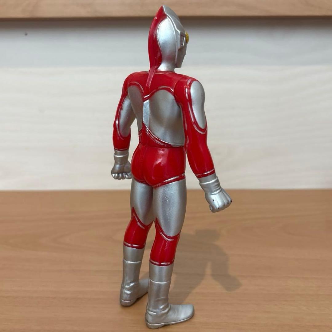 美品 ウルトラ怪獣 帰ってきたウルトラマン 1983年 1期初版 プラタグ付