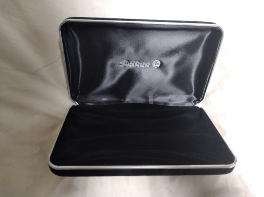 ペリカン　スーべレーン　 M400 万年筆　M 中字 透明軸 緑縞　グリーン