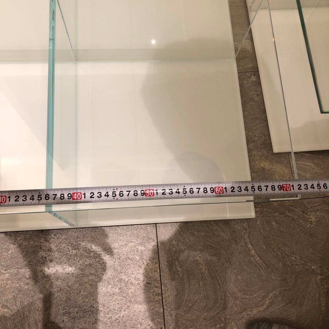 カッシーナ　ガラステーブル