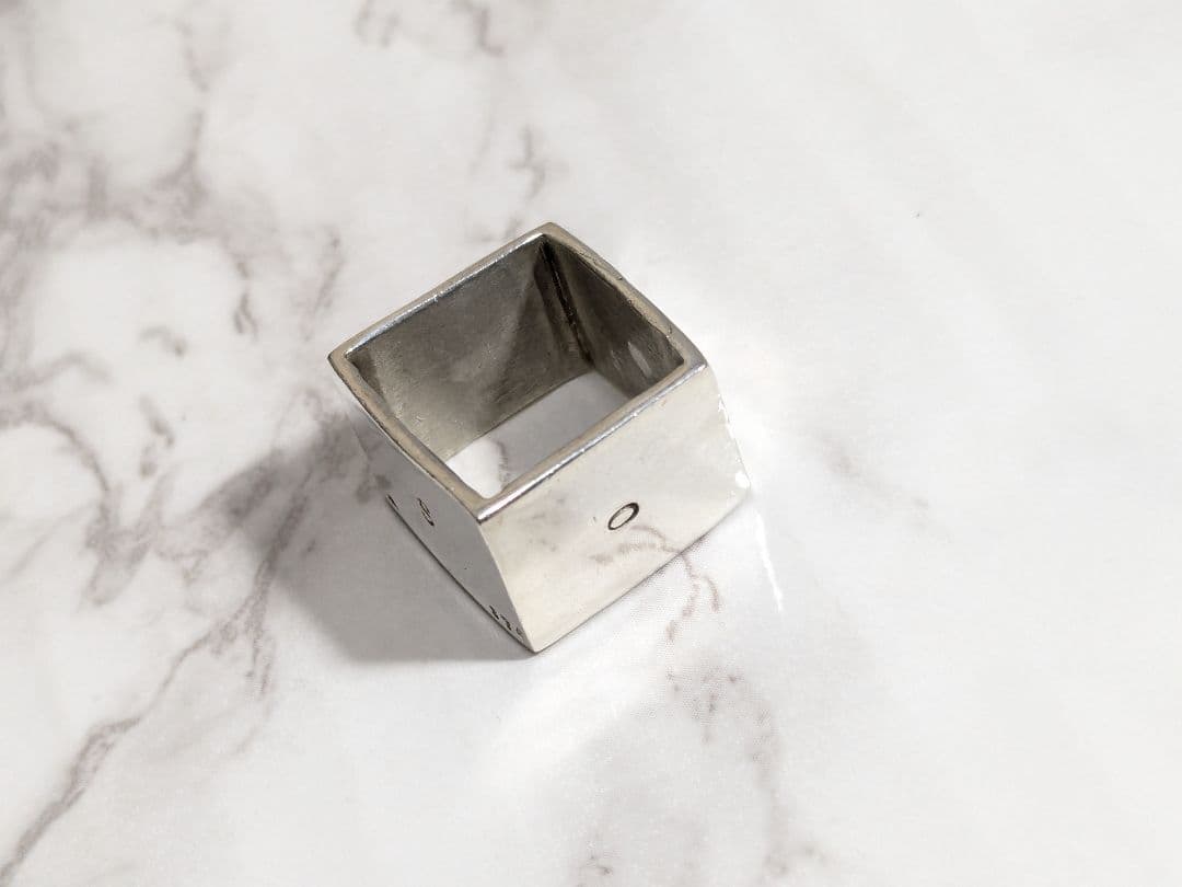 セルジュトラヴァル　東西南北　リング　シルバー　スクエア