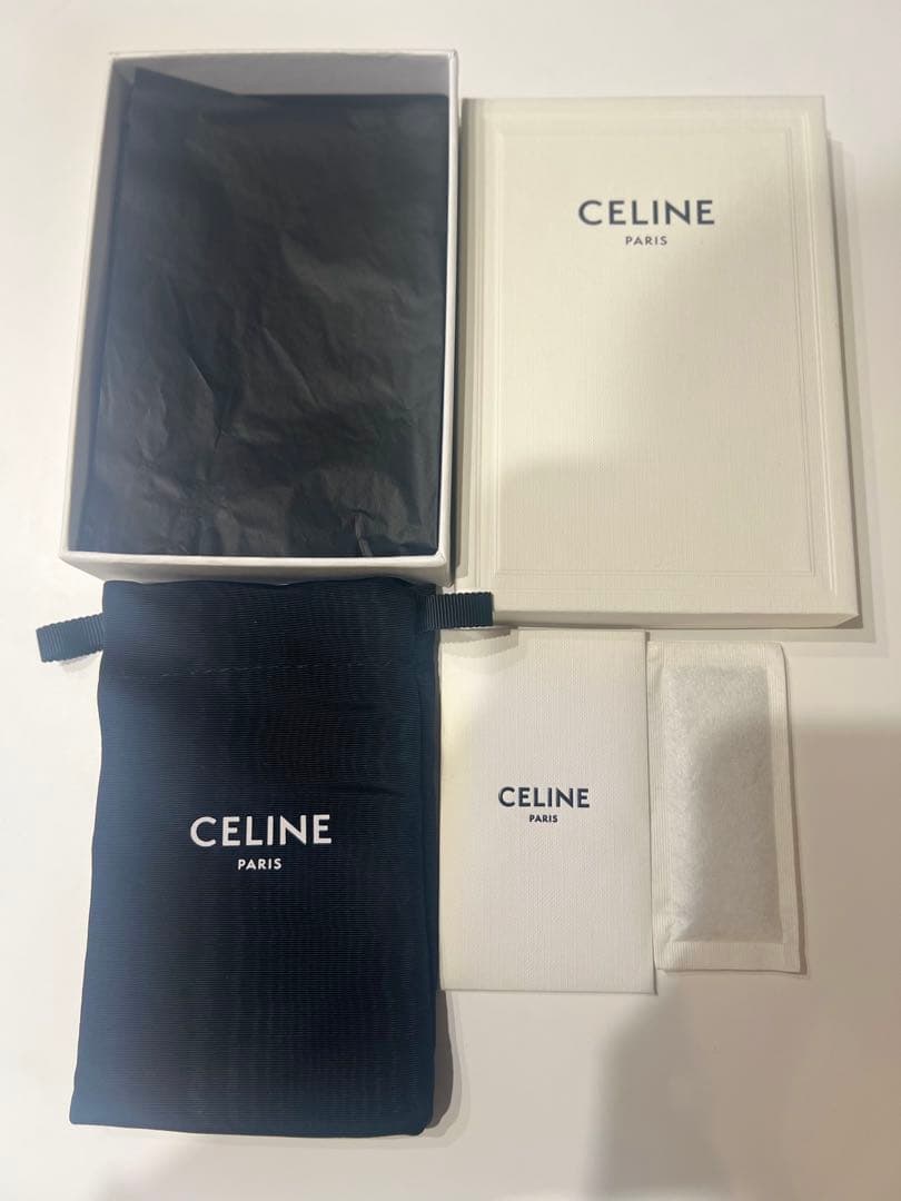 セリーヌ　ミニ財布