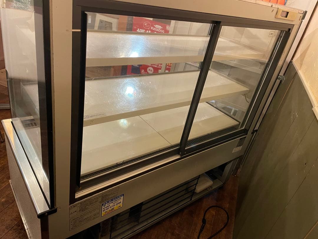 SANYO 冷蔵ショーケース キャスター付き【引き取り限定】