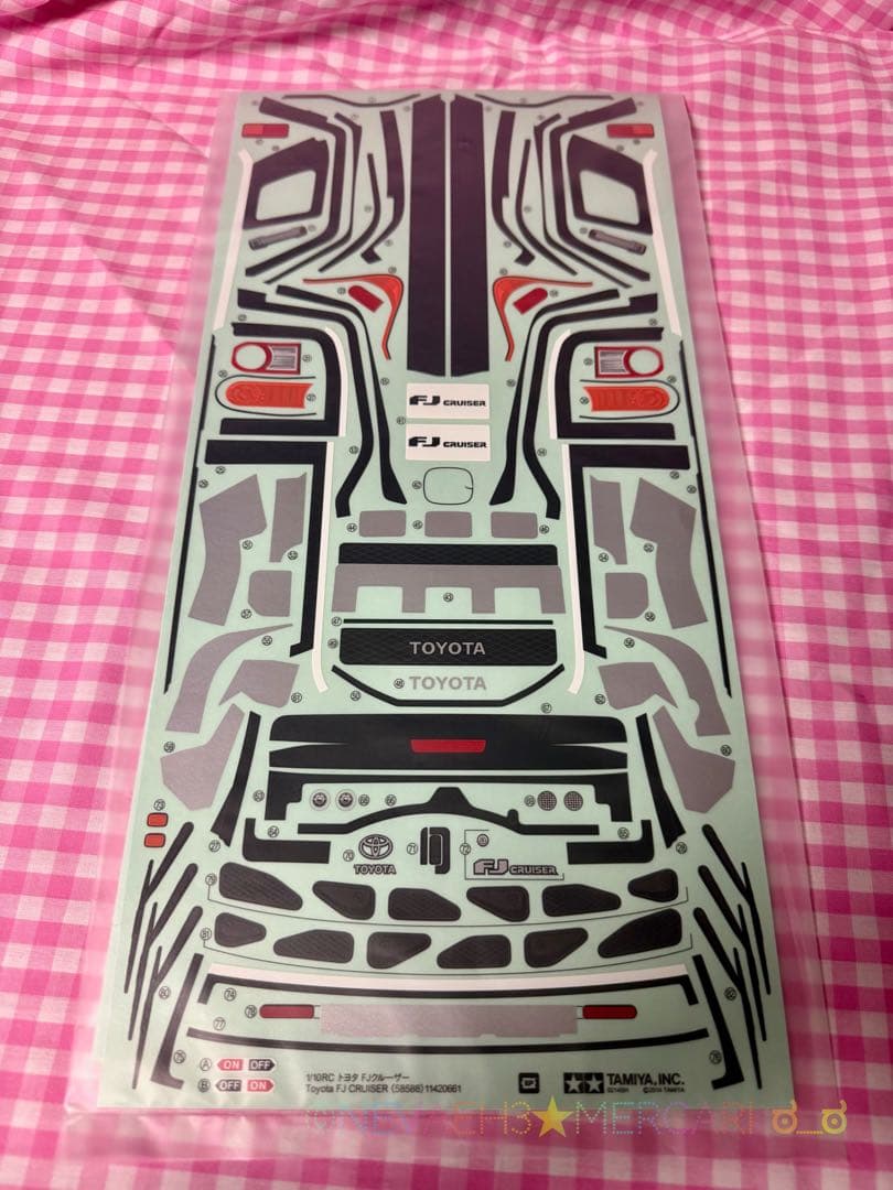 タミヤ◆ トヨタFJクルーサー CC-01シャーシ オフロードRCカー 1/10