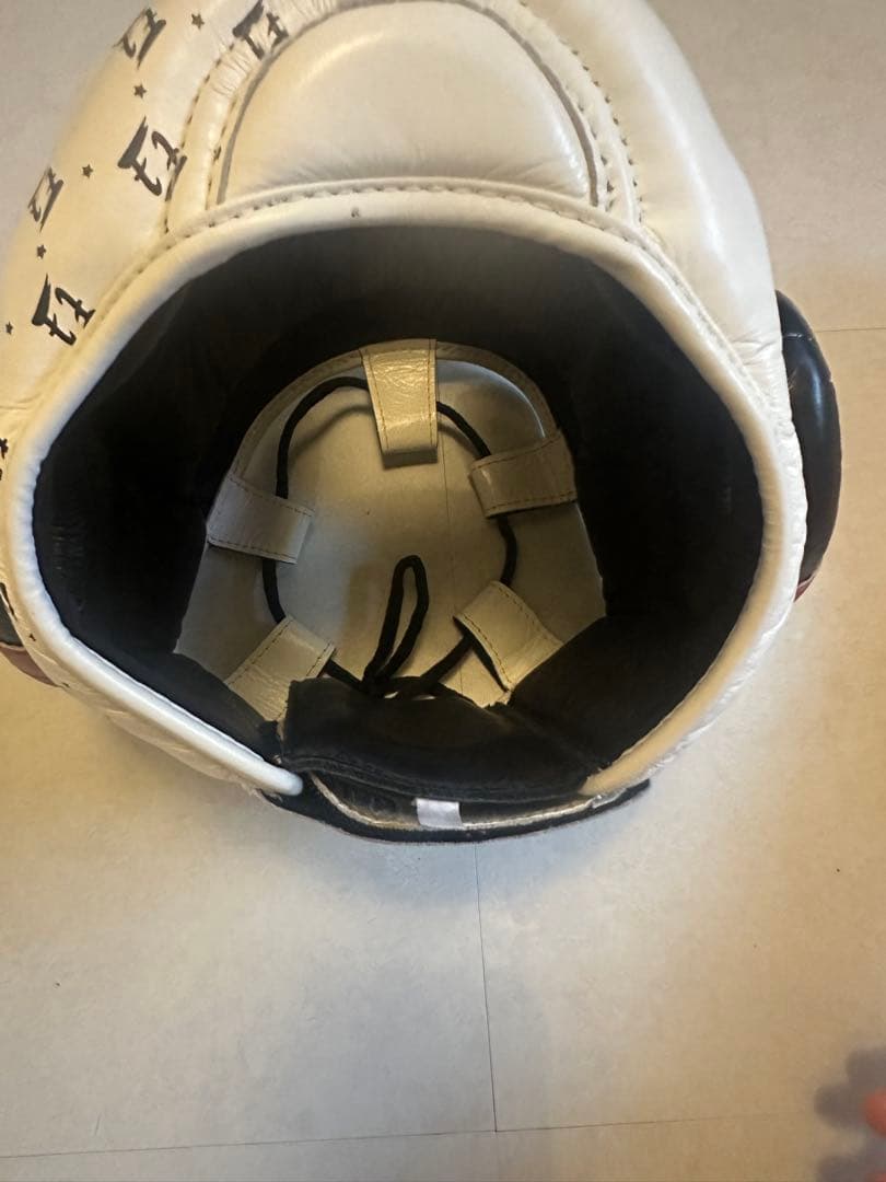 Fairtex ボクシングヘッドギア Lサイズ ホワイト