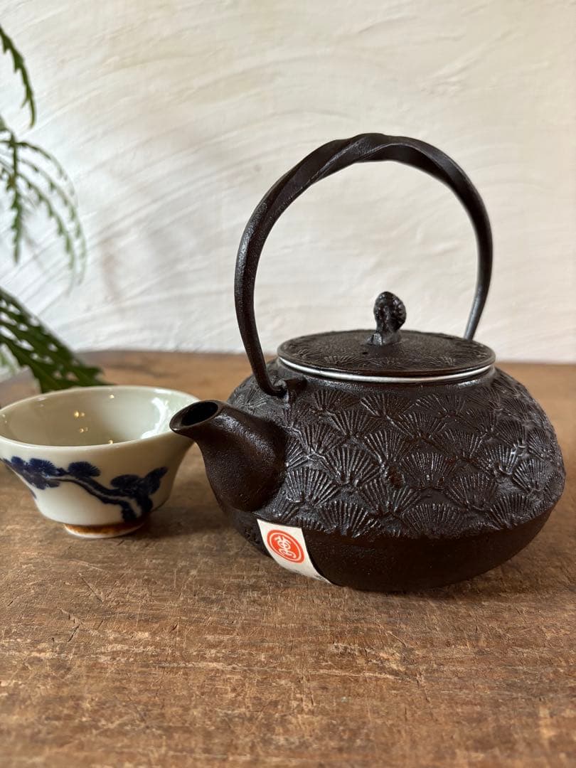 南部鉄器　鉄瓶　急須　松葉　未使用