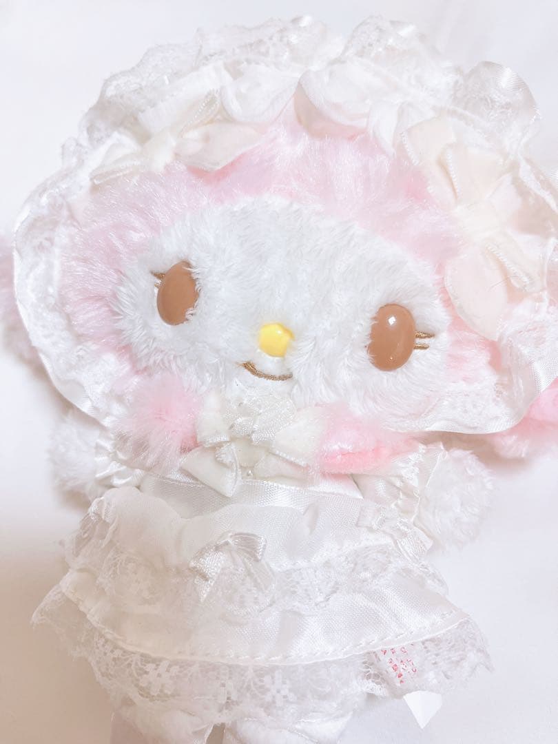 マイメロ　ウェディング　レースデザイン ボールチェーン付き