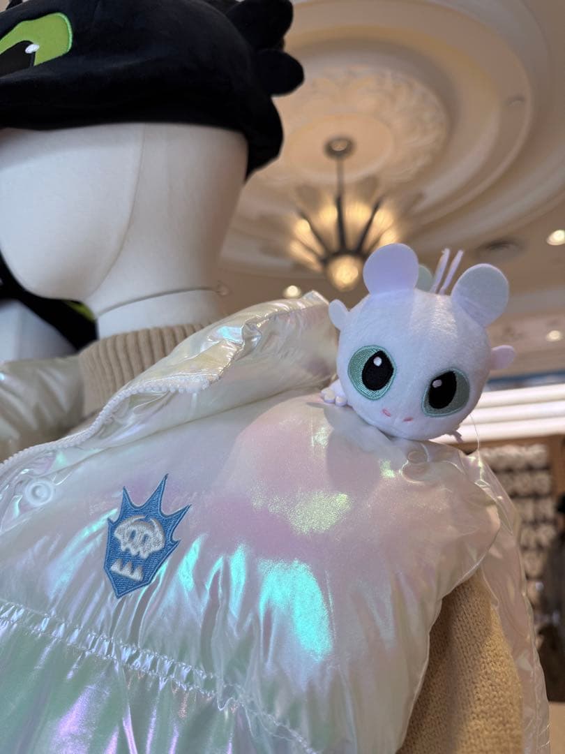 新商品　北京ユニバ限定　ヒックとドラゴン　トゥースレス　ライトフューリー