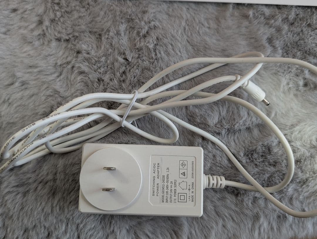 【匿名配送】【美品】美顔ライト