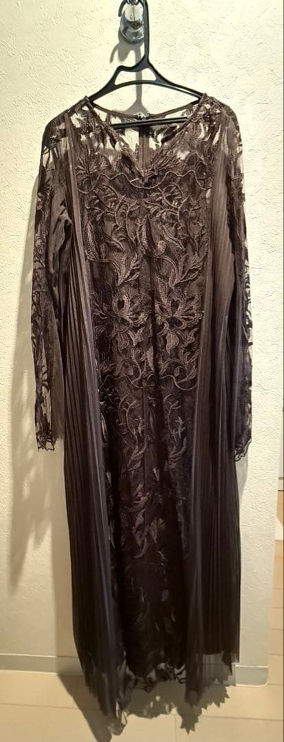 専用 niana エスニックサイドプリーツドレス オケージョンドレス L