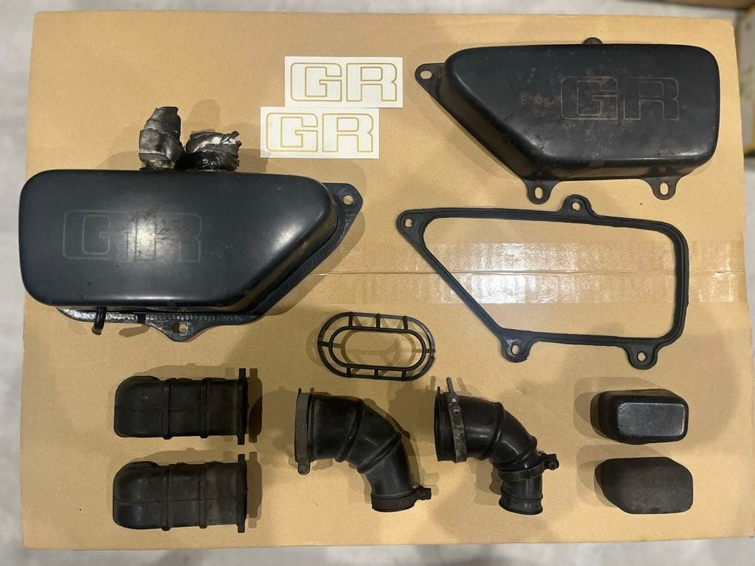 GR５０.８０(ミニトレ)オイルタンク＆エアクリーナーカバー　レストア用